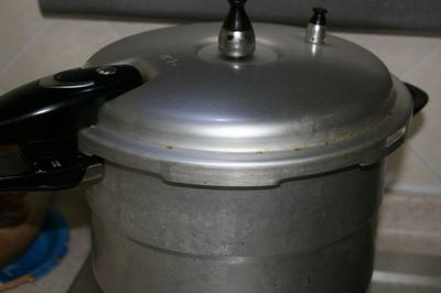 高壓鍋快手菜 油豆腐蒸五花肉，軟糯入味一口上癮